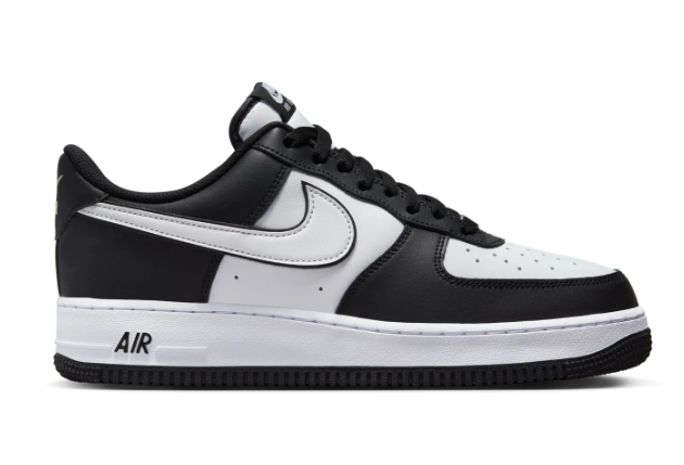 Nike Air Force 1 '07 'Panda' Sneakers - White / Black