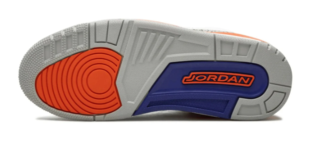 Air Jordan 3 Retro 'Knicks' Sneakers - White / Blue