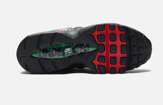 Nike Air Max 95 SP x Undefeated – Black / Metallic Silver