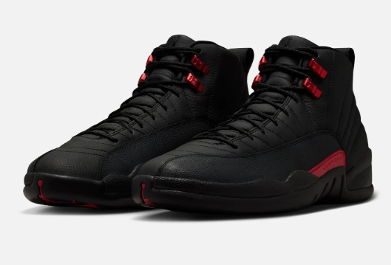 Air Jordan 12 Retro 'Black Varsity Red' Sneakers - Black / Red