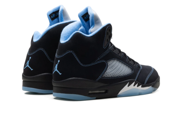 Air Jordan 5 Retro 'Black University Blue' (2026) Sneakers - Black / Blue