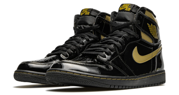 Air Jordan 1 Retro High OG "Black Metallic Gold" (2020) – Black/Gold