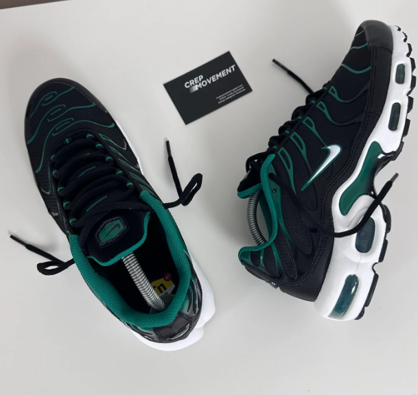 Nike Air Max Plus TN 'Malachite' Sneakers - Black / Green