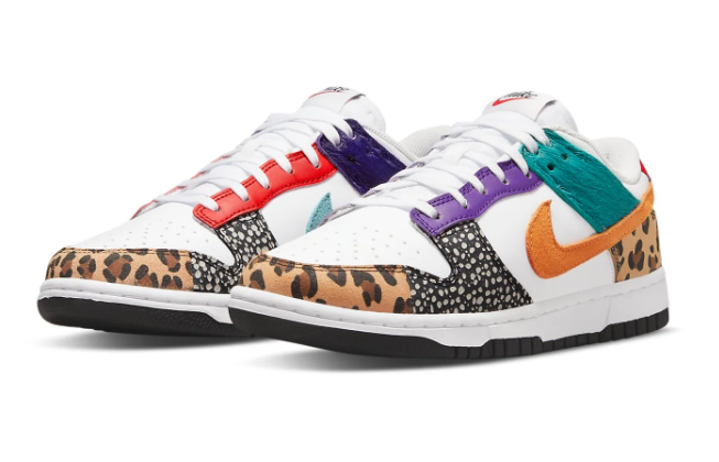 Nike Dunk Low SE Women's Sneakers 'Safari Mix' - White / Leopard / Blue